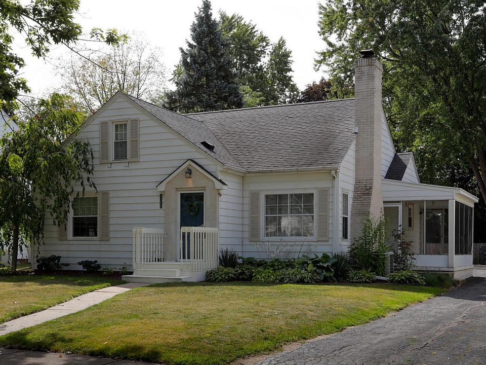 1304 Lakeway Ave-101