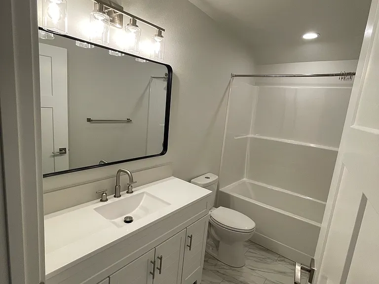 3722 Cyprus Way — Photo 14