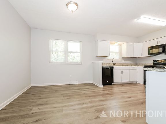 4th image of 2713 NW Pembroke Pl