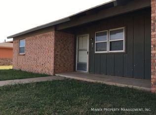 624 S Crosby St, Crosbyton, TX 79322