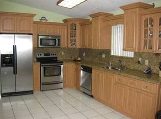 3175 W 78th Pl, Hialeah, FL 33018