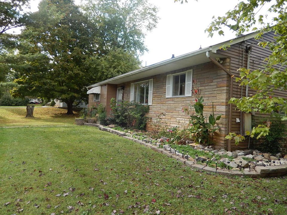 1st image of 1425 Glenoaks Dr
