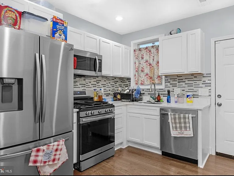 2227 Cecil Ave — Photo 8