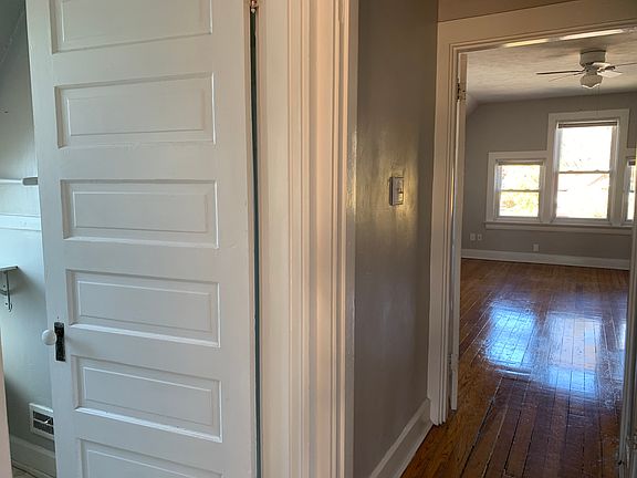 4th image of 287 McCormick Pl #3