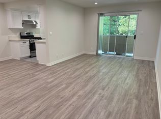576 E Verdugo Ave #J, Burbank, CA 91501
