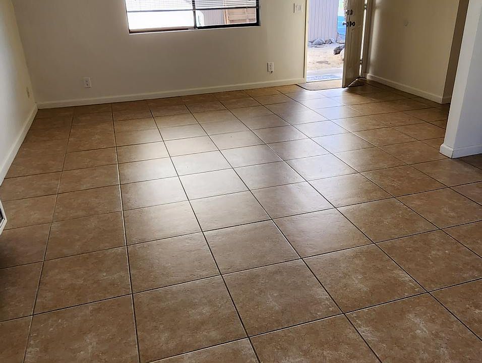 1st image of 6423 Camarilla Ave