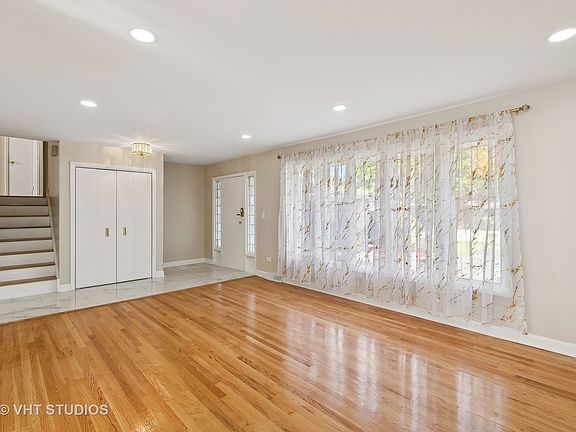 4th image of 17136 Cornell Ave
