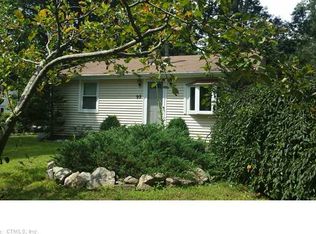 95 School House Rd, Preston, CT 06365