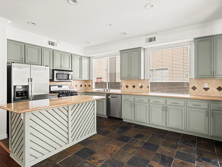 14848 Rodeo Way — Photo 5