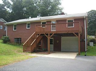 145 Queensbury Rd, Winston Salem, NC 27104