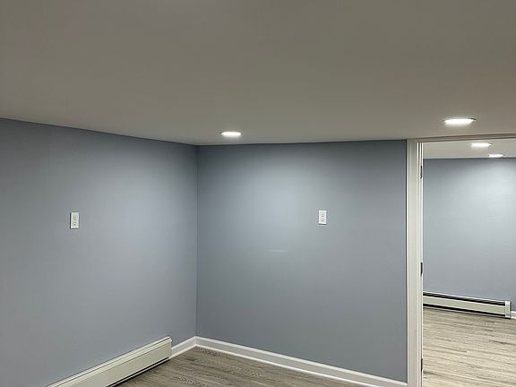 4th image of 21 Rankin St