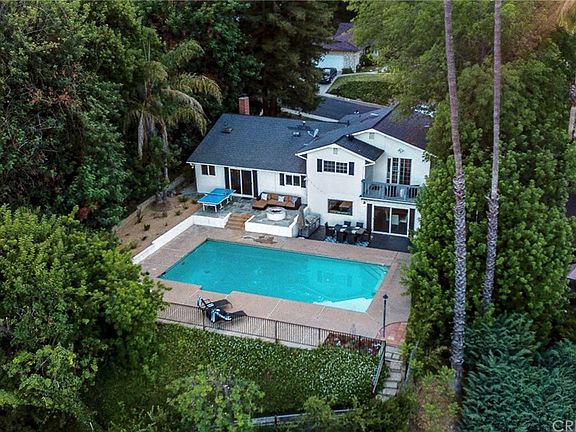 3rd image of 4452 Conchita Way