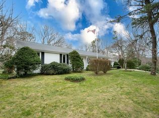 40 Clubhouse Dr, Pocasset, MA 02532