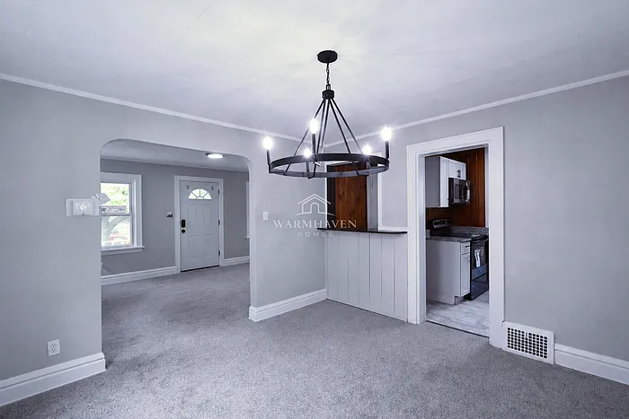 1318 Arnold Ave — Photo 5