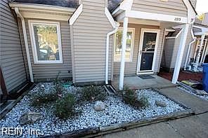 2nd image of 2389 Sedgewick Dr