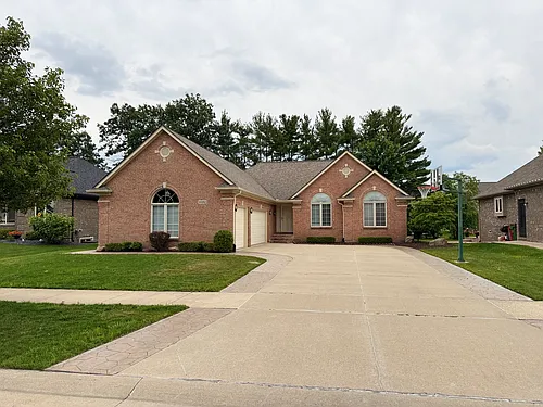 16152 Kingsway Dr Photo 1 16152 Kingsway Dr Photo 1