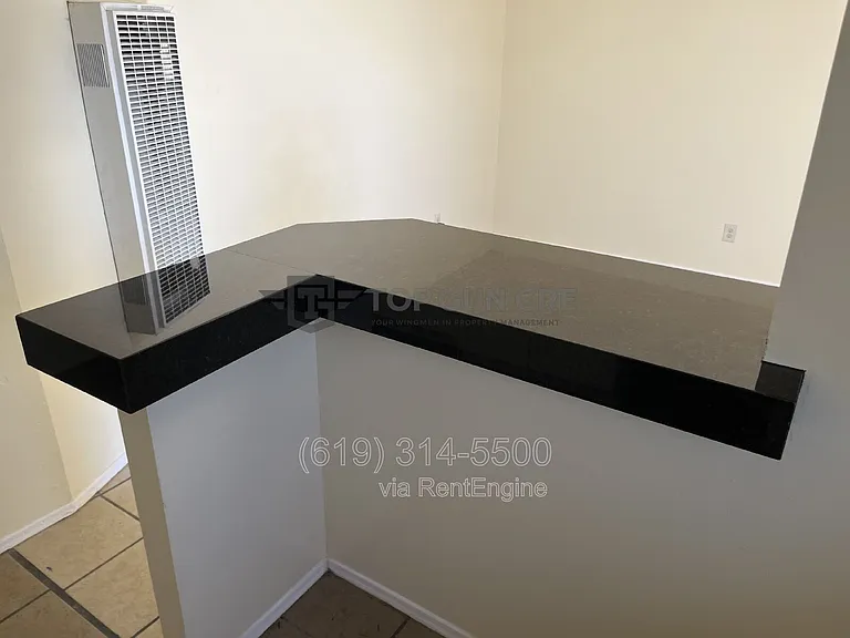 2875 Broadway #3 — Photo 3