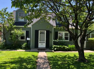 221 Sunny Dr, Pittsburgh, PA 15236