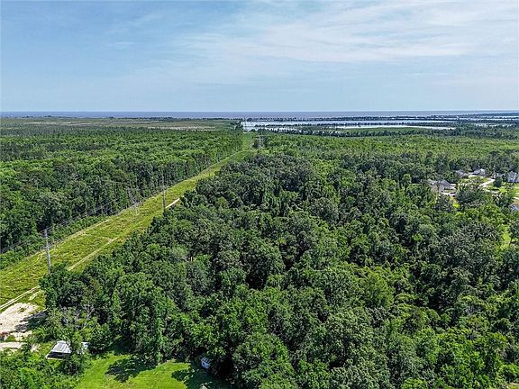 3rd image of 287 Koepp Rd