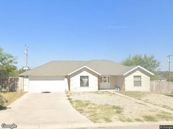 101 Fawn Dr, Del Rio, TX 78840