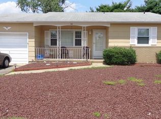 34 Westbrook Dr, Toms River, NJ 08757