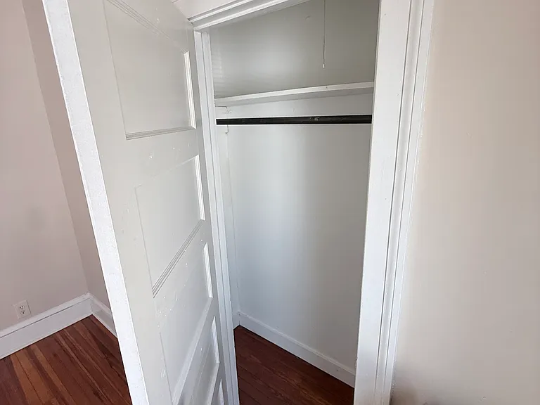 226 Whiting Ln #2 — Photo 19
