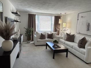 Sovereign and Saxony Apartments, Framingham, MA 01701