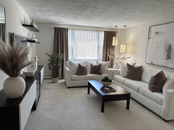Sovereign and Saxony Apartments | 23 Auburn St, Framingham, MA