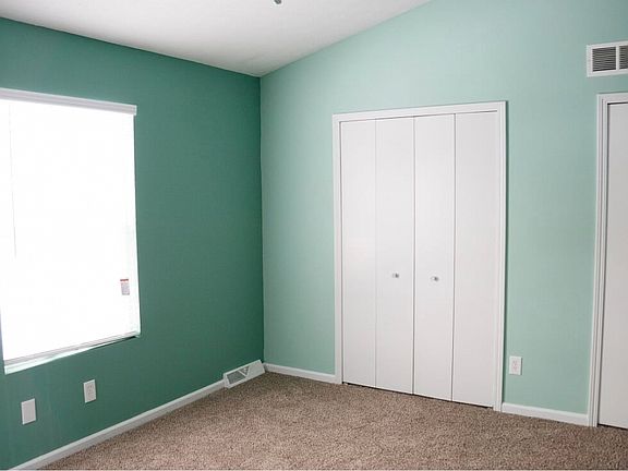 5th image of 638 Topaz Ln
