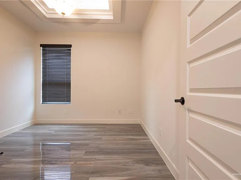 3808 Wisteria Ave — Photo 21