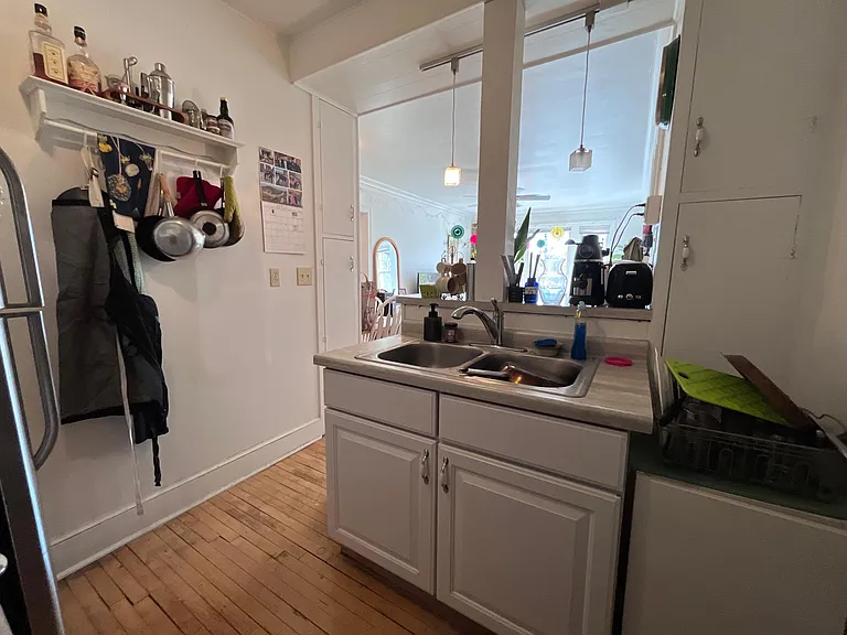 2517 Bryant Ave S #202 — Photo 7