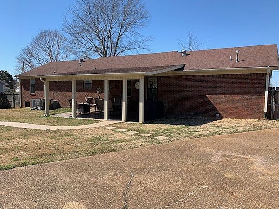 2nd image of 90 Charles Latham Dr