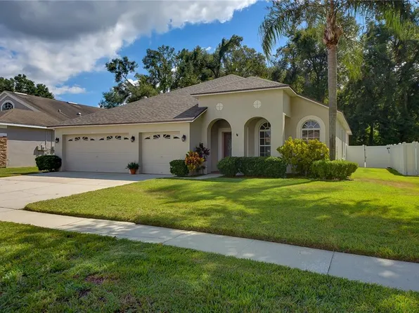 2823 Windcrest Oaks Ct, Valrico, FL 33594