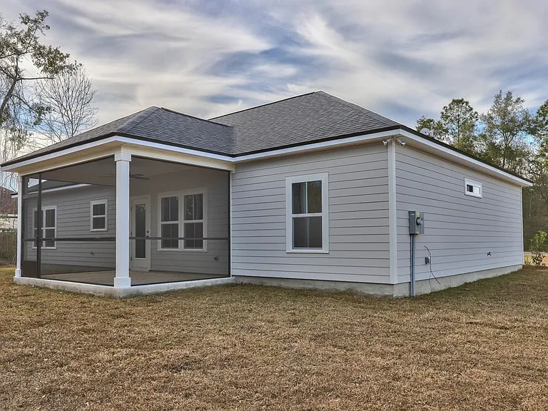 43 Sarlan Garden Dr — Photo 36