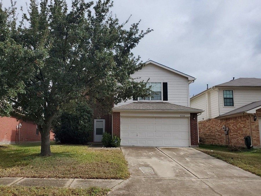 1st image of 5722 W Harrow Dr