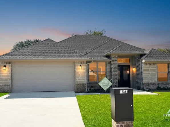 2337ft² Floor Plan, Khalifa Court Plan, Khalifa Court