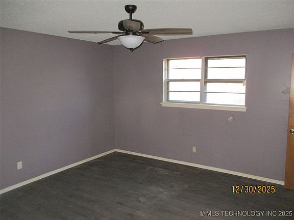 2nd image of 109 W Norman St