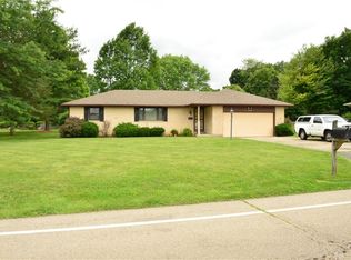1159 Fudge Dr, Beavercreek, OH 45434