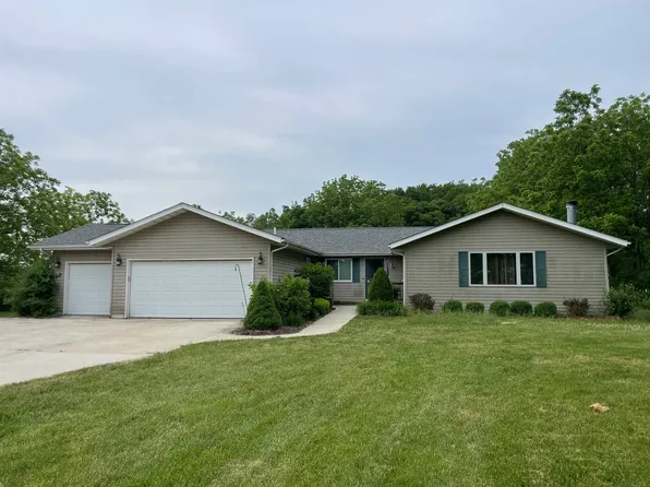 45W177 Burlington Rd, Burlington, IL 60109