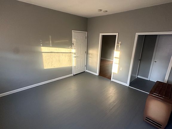 3rd image of 106 Cash St #2