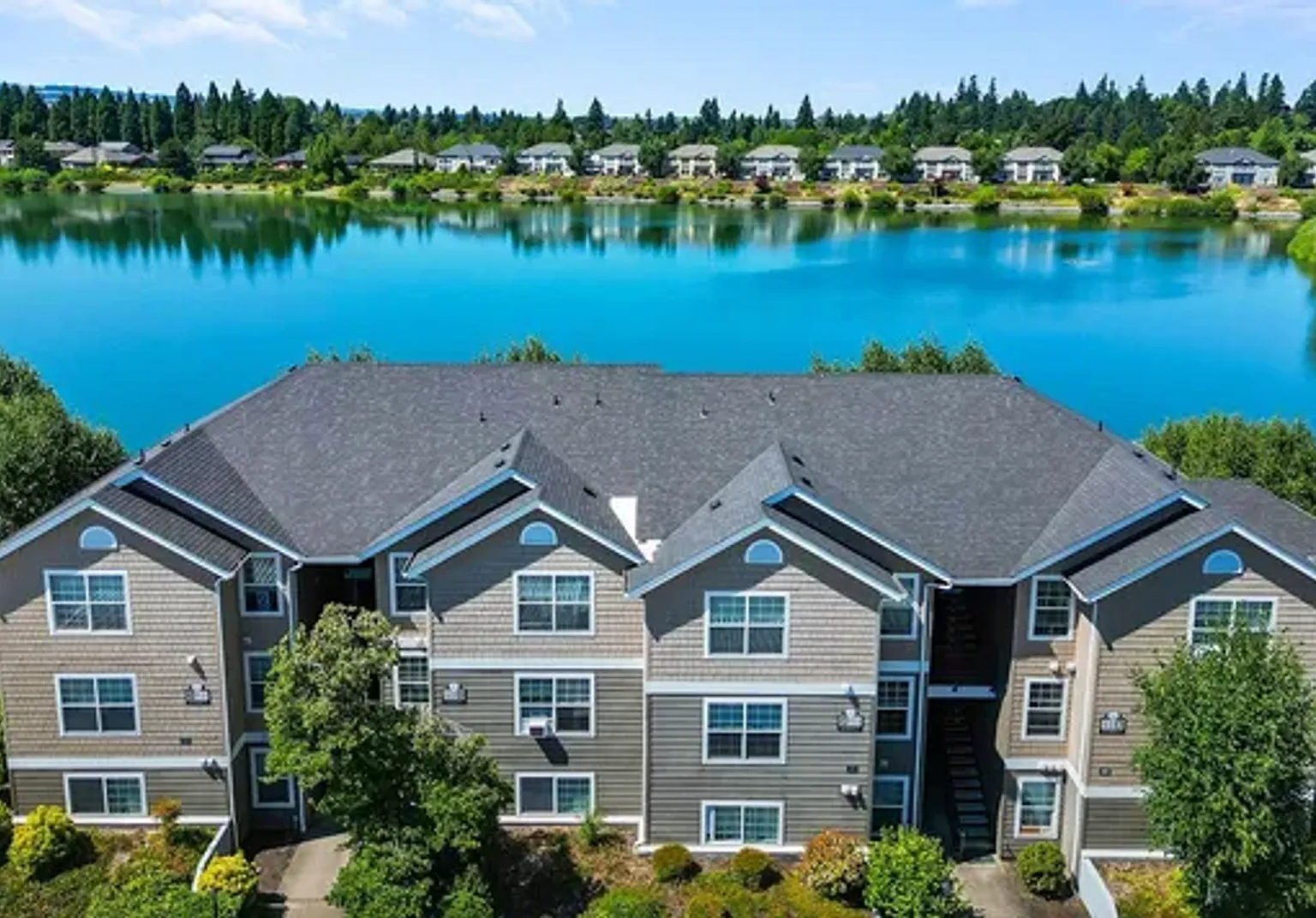Lakepoint at Inland Shores — Photo 2