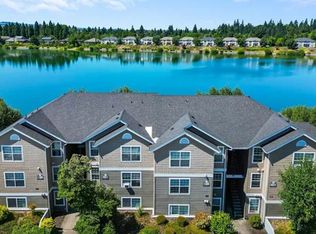 208 Lakepoint Pl N #332, Salem, OR 97303