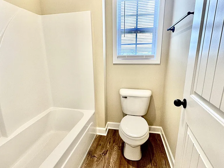 613 Estrella Dr — Photo 24
