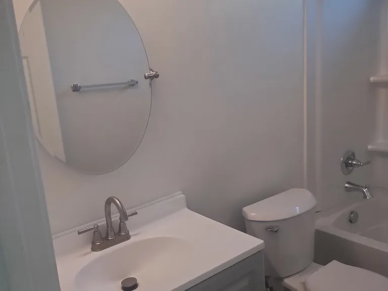 420 Poplar St #B — Photo 5