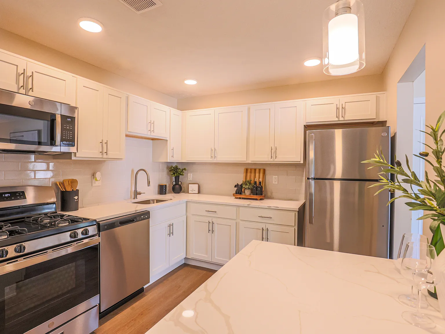 Jamestown Village Apartments — Photo 3