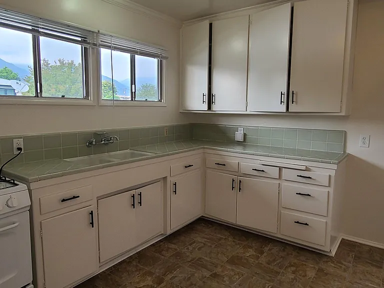722 Sunset Blvd #C — Photo 6