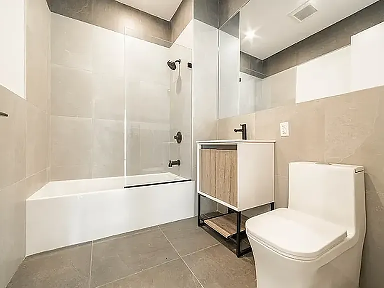 2901 Albemarle Rd #2B — Photo 3