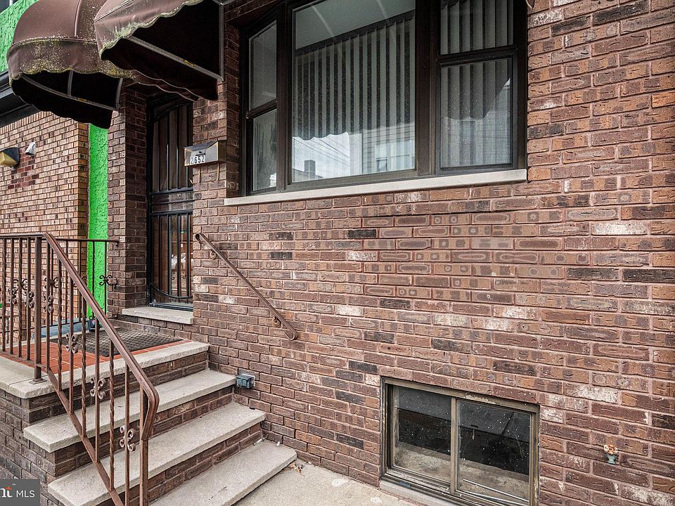 1st image of 2652 S Hutchinson St
