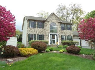 128 Kestrel Rd, Mountain Top, PA 18707