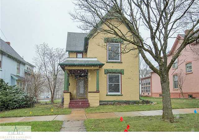 1st image of 617 W Shiawassee St